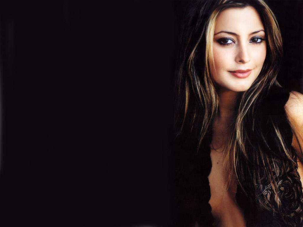     :  :   - Holly Valance 012