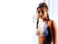   - Holly Valance 004 >>>